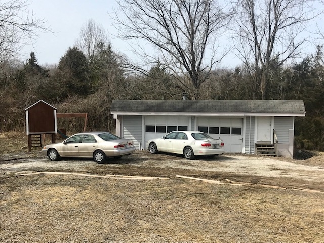 2251 North Hartstrait Road Bloomington, IN 47404 - Photo 24 of 27