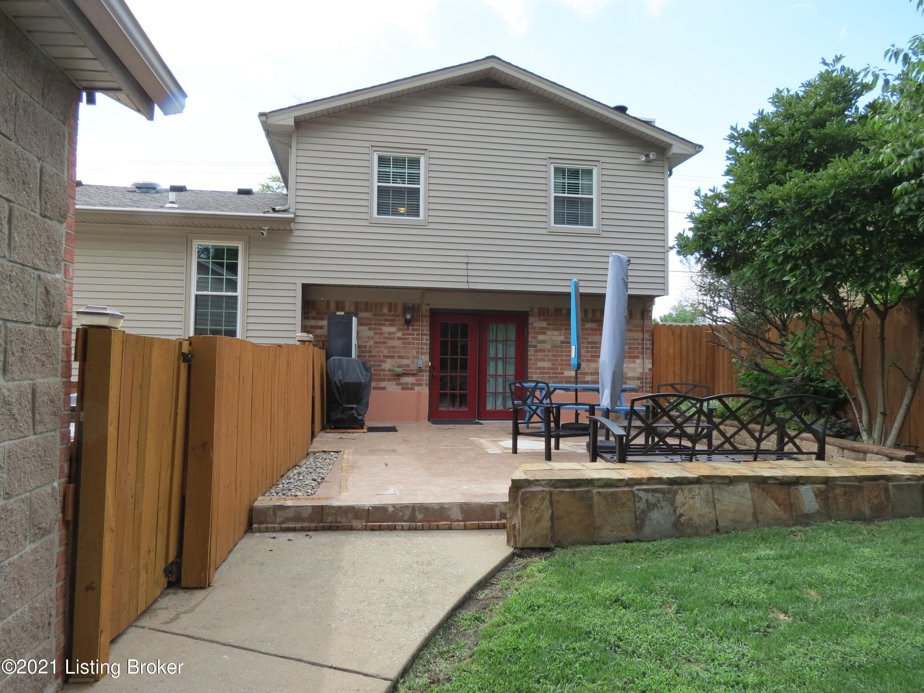 4323 Gaudet Road Louisville, KY 40299 - Photo 40 of 42 IMG_3461