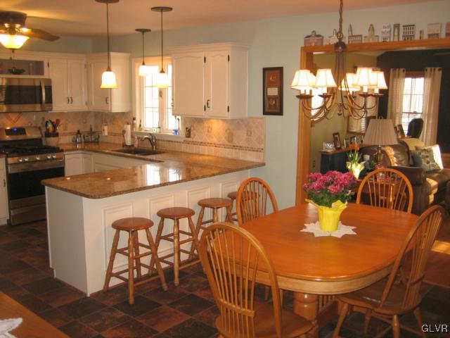 796 Hunter Road Easton, PA 18040 - Photo 5 of 17 Superbly Crafted Kitchen Has Beautiful Cabinets