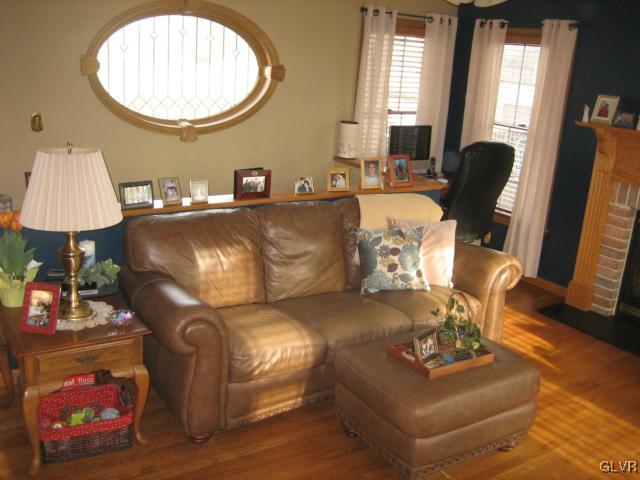 796 Hunter Road Easton, PA 18040 - Photo 8 of 17 Family Room Features Hardwood Floors