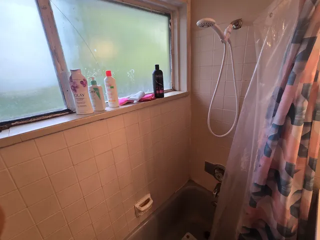 $169,900 | 213 Berry Street, Park Forest, IL 60466