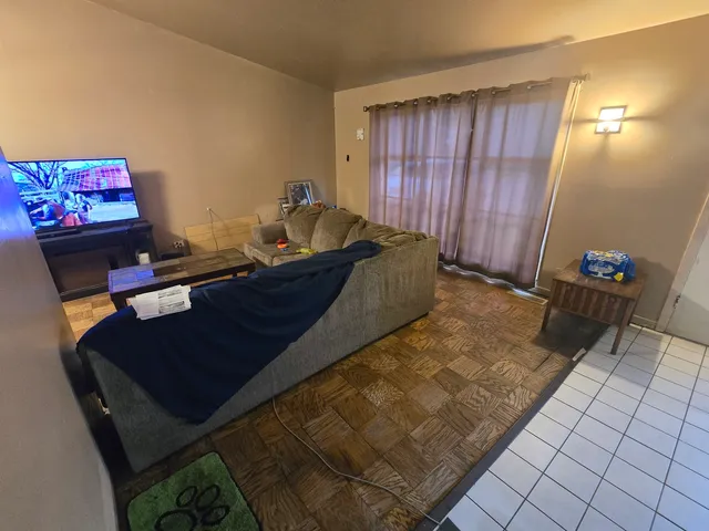 $169,900 | 213 Berry Street, Park Forest, IL 60466