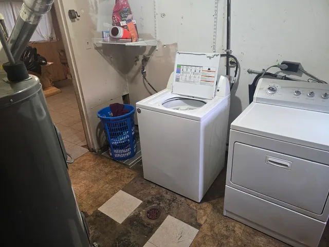 $169,900 | 213 Berry Street, Park Forest, IL 60466