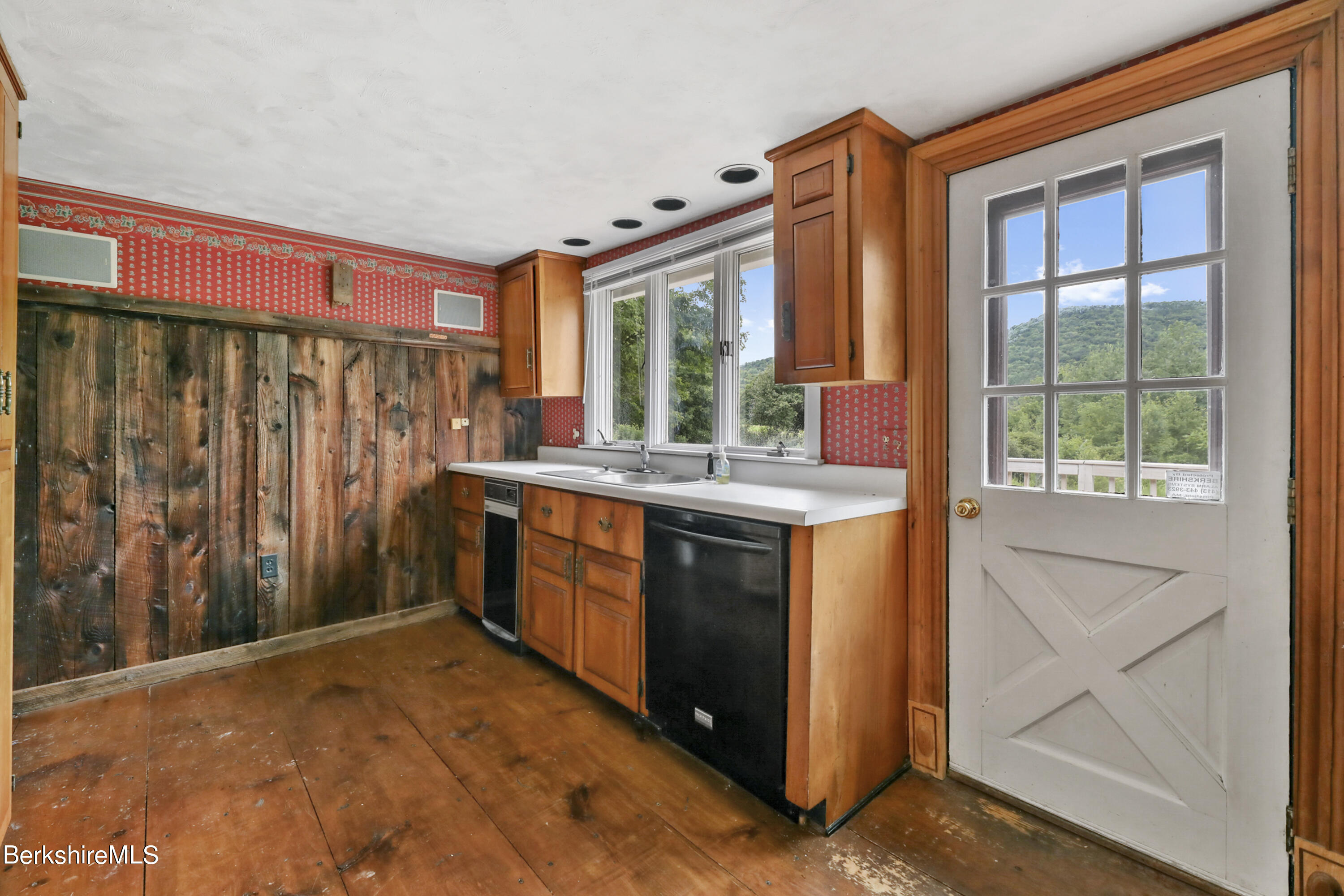 66 Main Road Tyringham, MA 01238 - Photo 15 of 45 85 Kitchen
