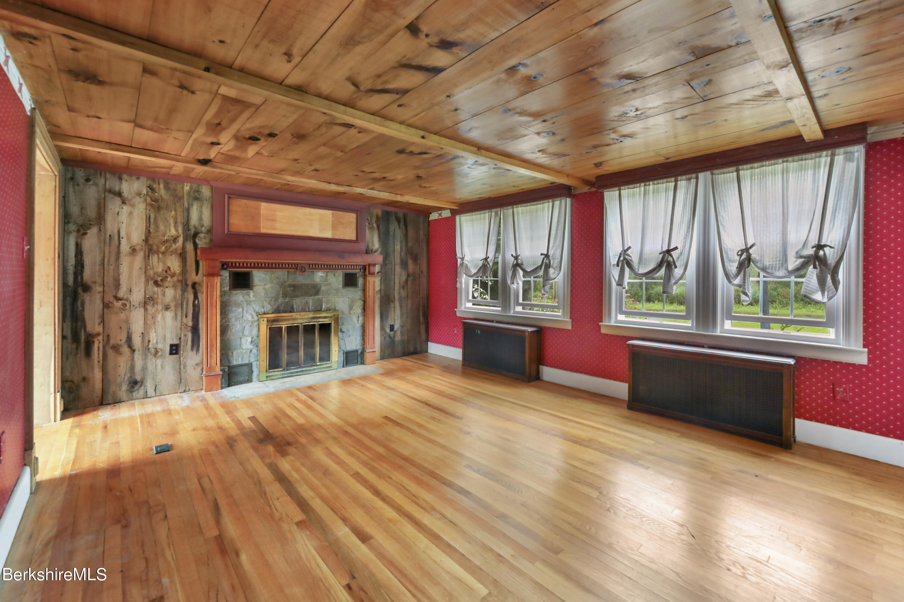 66 Main Road Tyringham, MA 01238 - Photo 7 of 45 40 Living Room