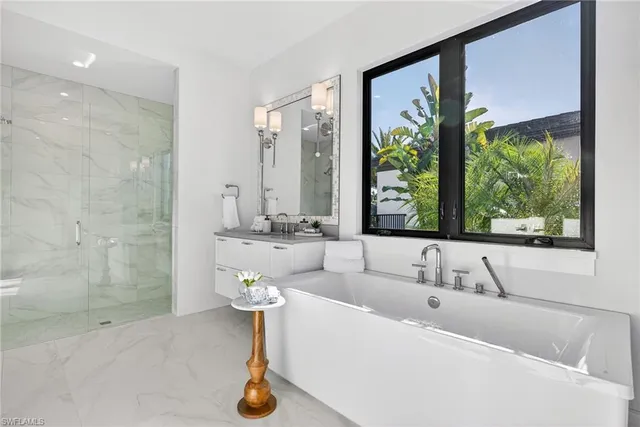 $4,197,000 | 16732 Lucarno Way, Naples, FL 34110