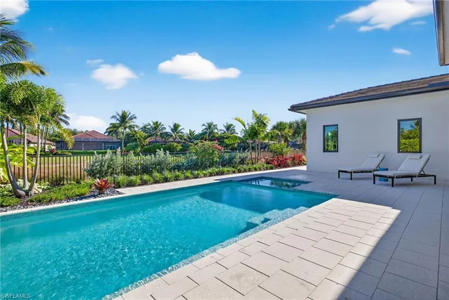 $4,197,000 | 16732 Lucarno Way, Naples, FL 34110
