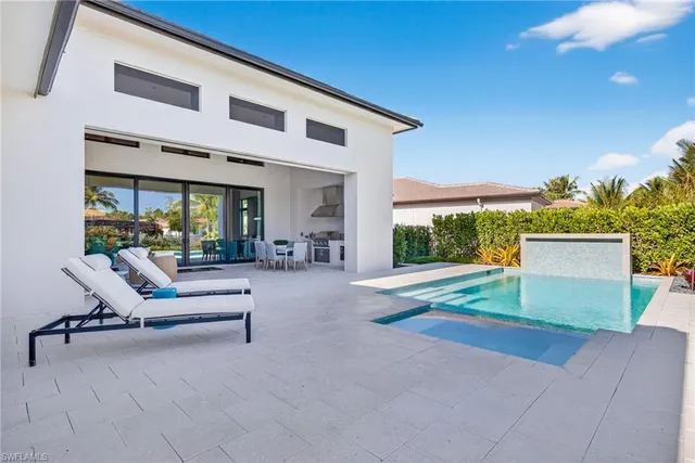 $4,197,000 | 16732 Lucarno Way, Naples, FL 34110