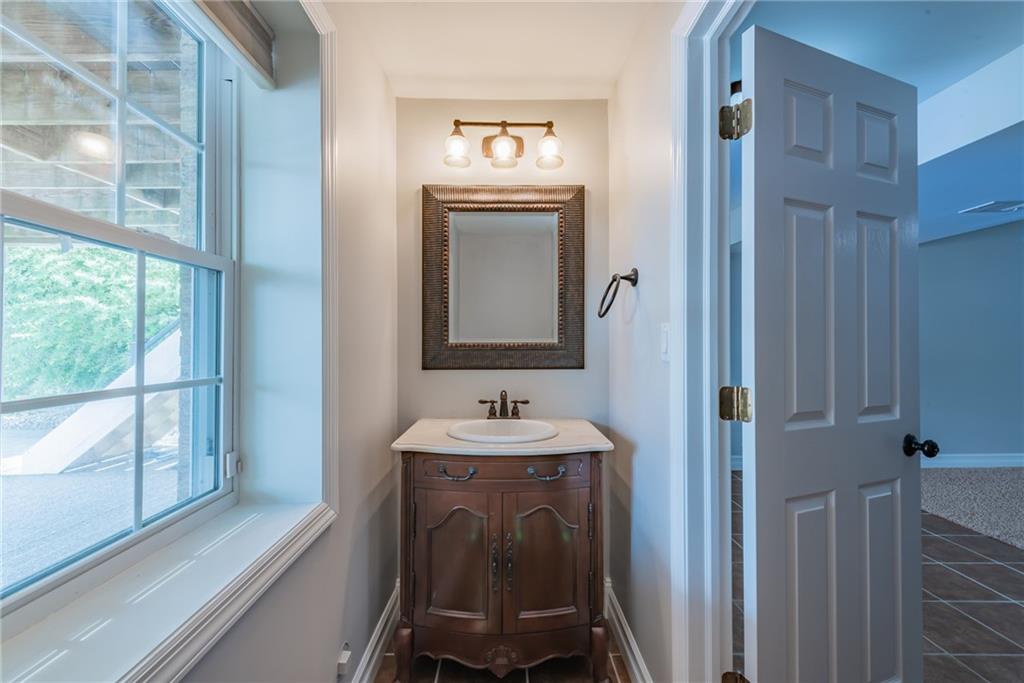 3058 Haberlein Road Gibsonia, PA 15044 - Photo 20 of 25 Gallery Image 20