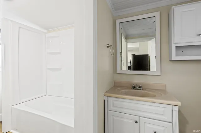 $220,000 | 137 Bank Street, Elkhart, IN 46516