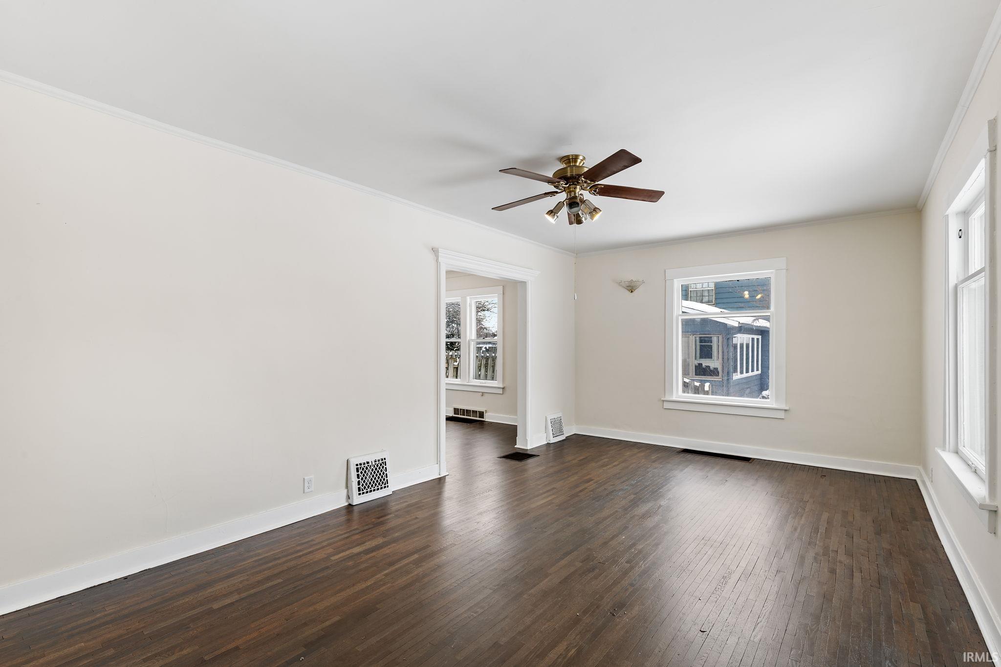 137 Bank Street Elkhart, IN 46516 - Photo 10 of 36