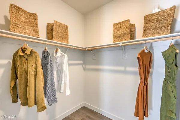 $2,706 | 9446 Venus Point, Las Vegas, NV 89178