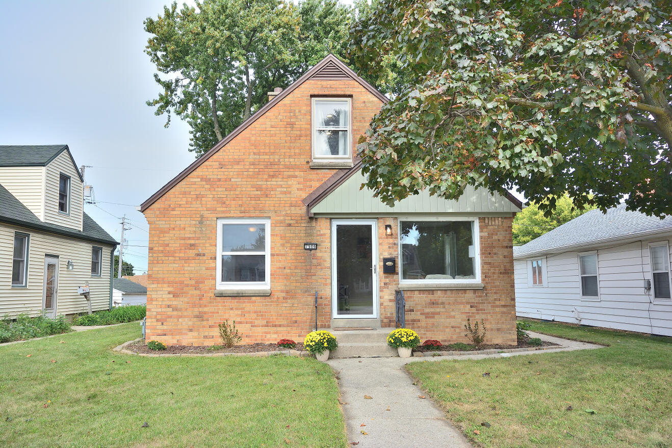 7506 Beloit Road, West Allis, WI 53219 Compass