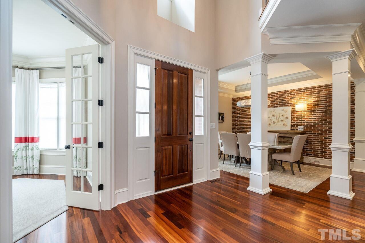 1715 Nottingham Road Raleigh, NC 27607 - Photo 2 of 35 a view of a livingroom with furniture and hardwood floor