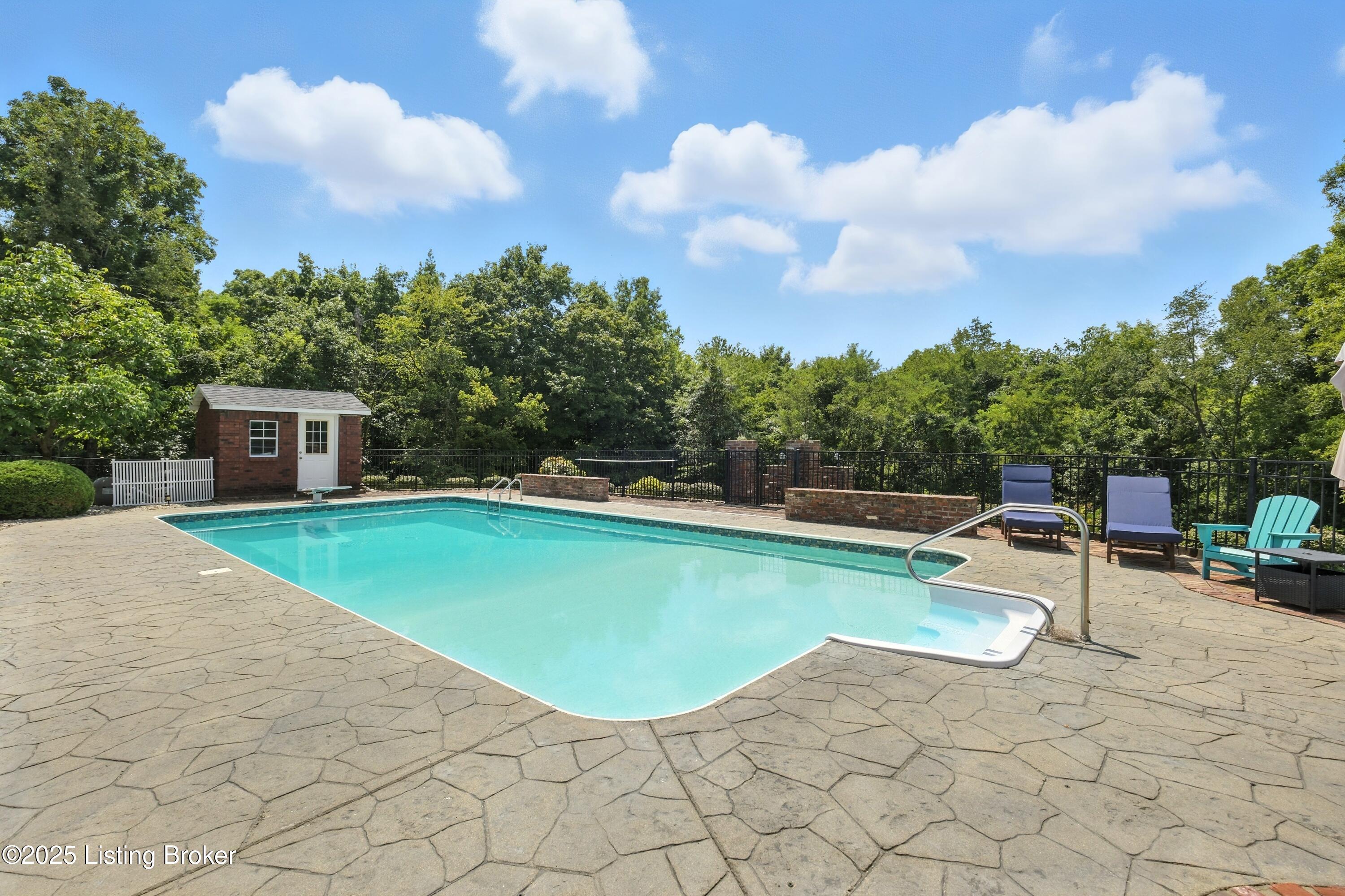 118 Flint Ridge Road Shelbyville, KY 40065 - Photo 58 of 79 118flintridge_louisvillerealestatemedia_