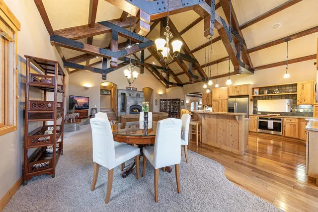 $1,980,000 | 14070 Alder Creek Road, Truckee, CA 96161