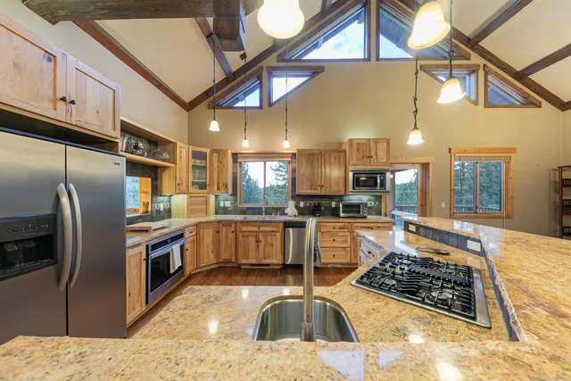 $1,980,000 | 14070 Alder Creek Road, Truckee, CA 96161