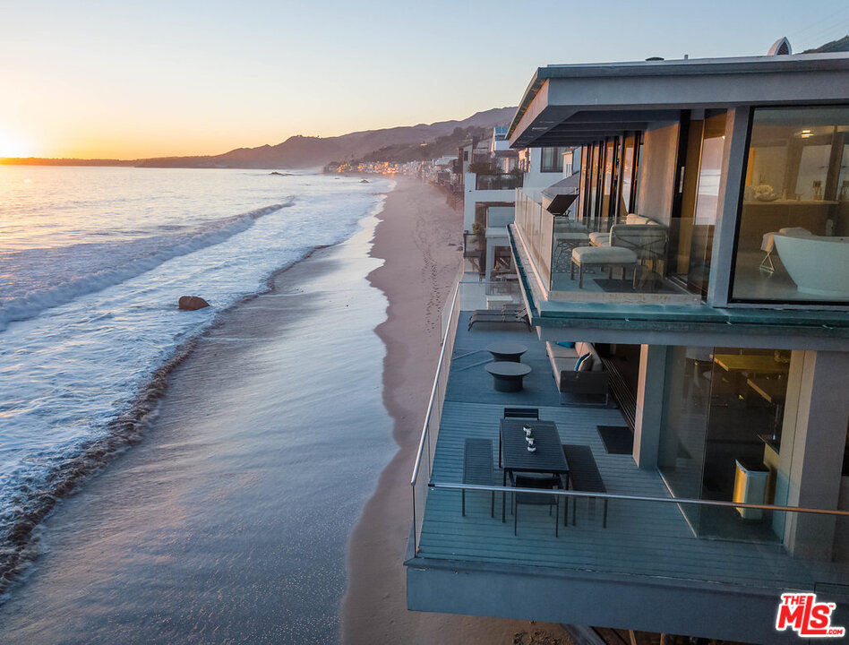 24450 Malibu Road Malibu, CA 90265 - Photo 21 of 34 a view of balcony with furniture