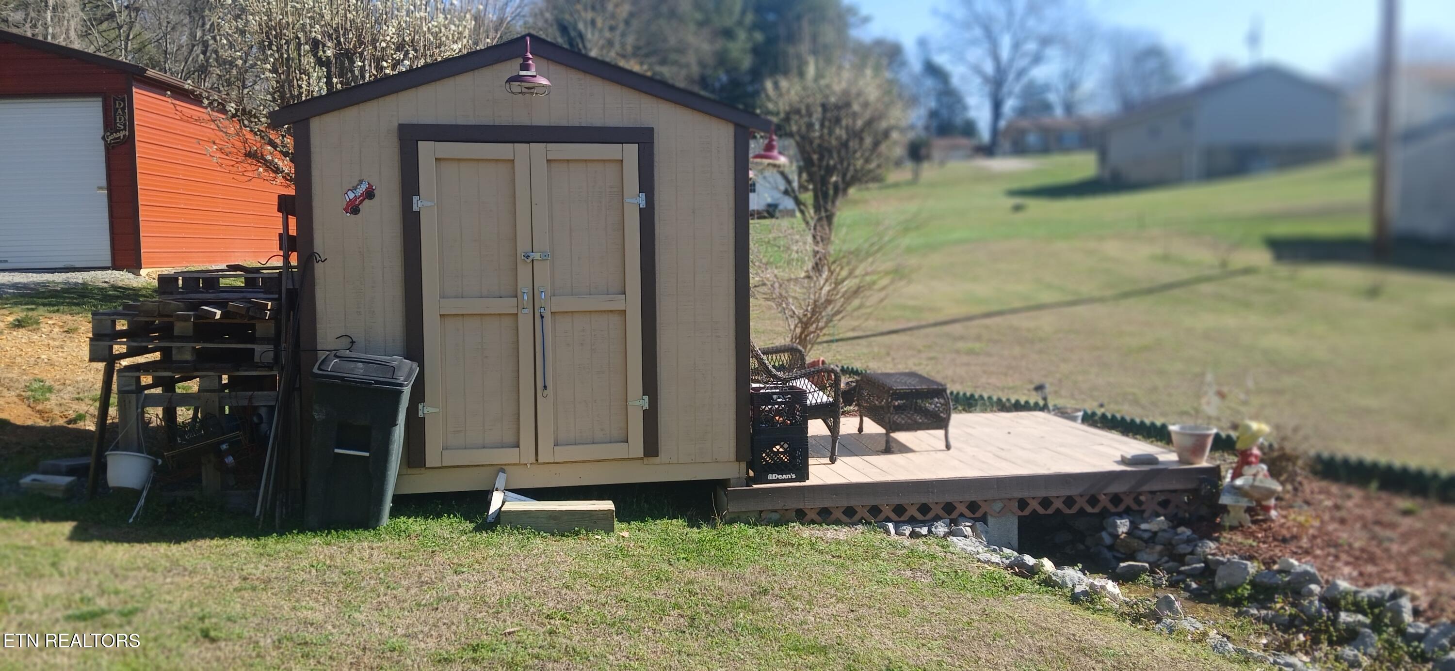 138 County Road 151 Riceville, TN 37370 - Photo 6 of 19 She Shed