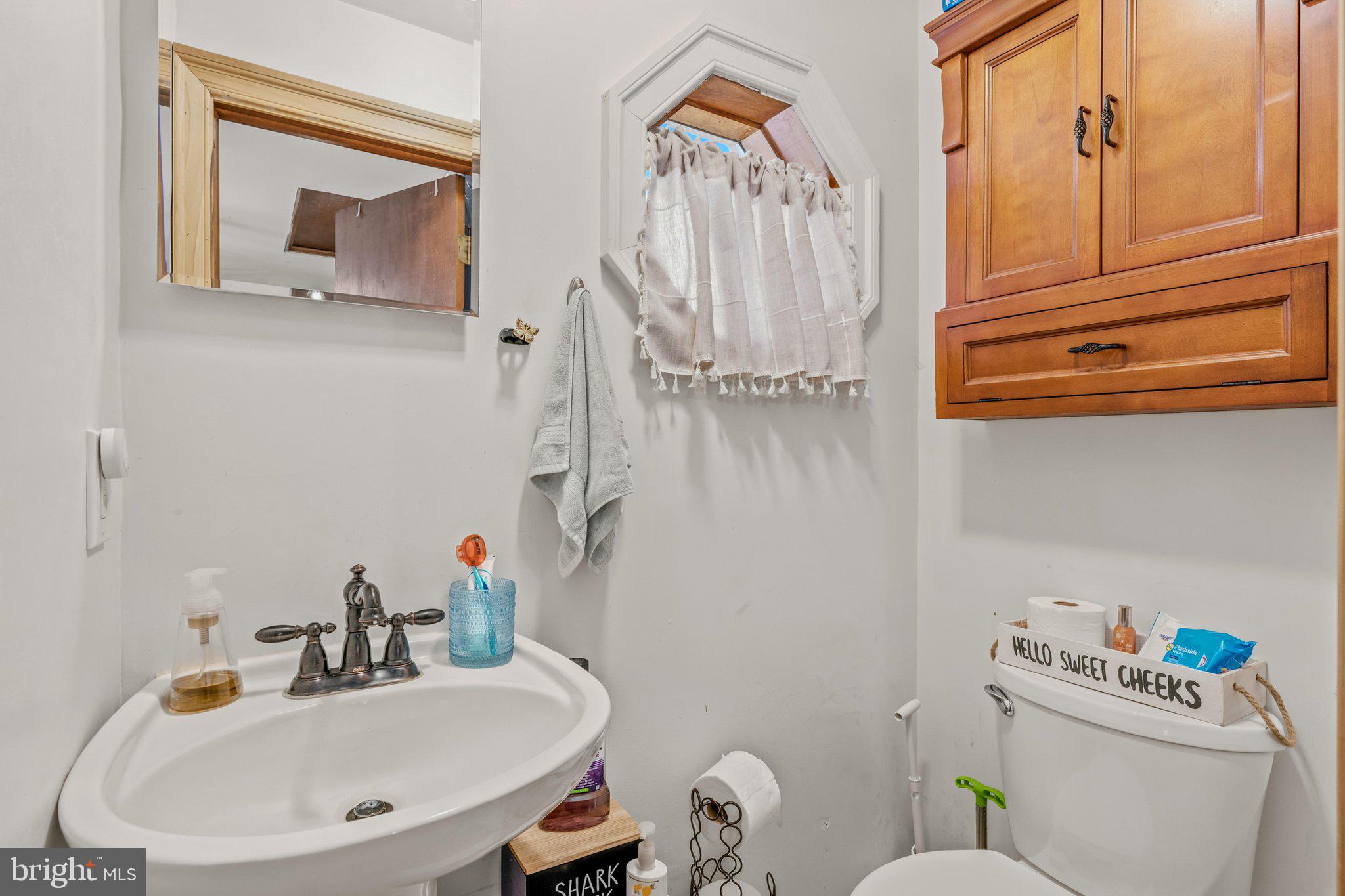 12504 National Pike Clear Spring, MD 21722 - Photo 18 of 68 Primary Bathroom