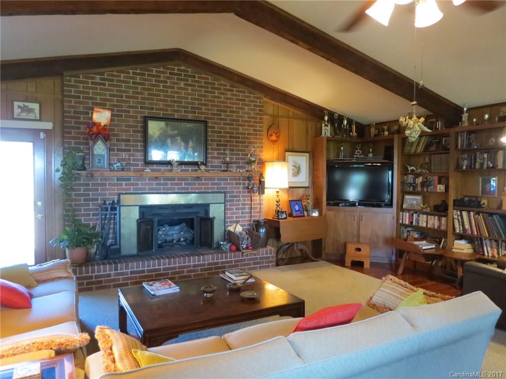 2440 West End Road Chester, SC 29706 - Photo 3 of 24 a living room with furniture and a fireplace
