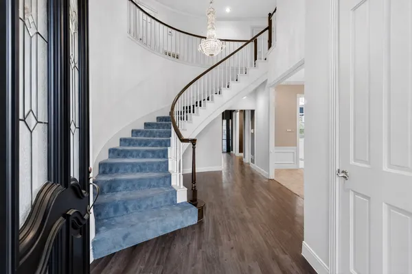 $499,900 | 901 Longmire Road, Unit 54, Conroe, TX 77304