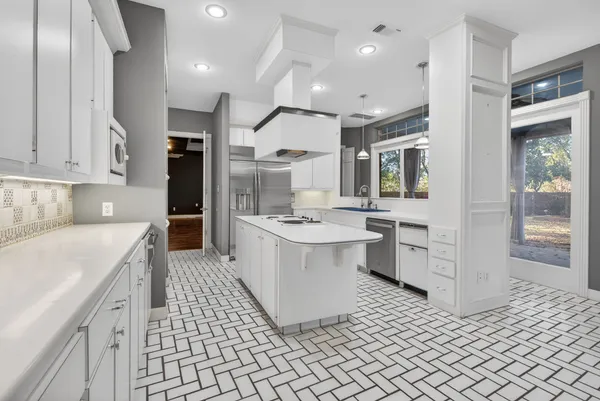 $499,900 | 901 Longmire Road, Unit 54, Conroe, TX 77304