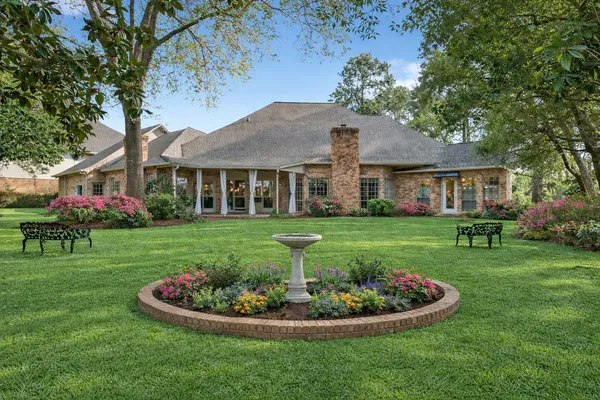 $499,900 | 901 Longmire Road, Unit 54, Conroe, TX 77304