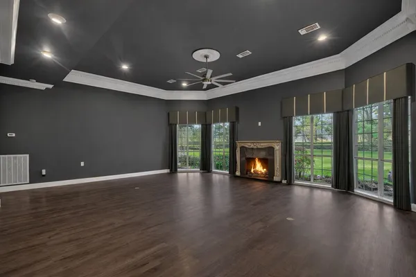 $499,900 | 901 Longmire Road, Unit 54, Conroe, TX 77304
