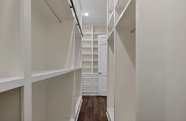 $499,900 | 901 Longmire Road, Unit 54, Conroe, TX 77304