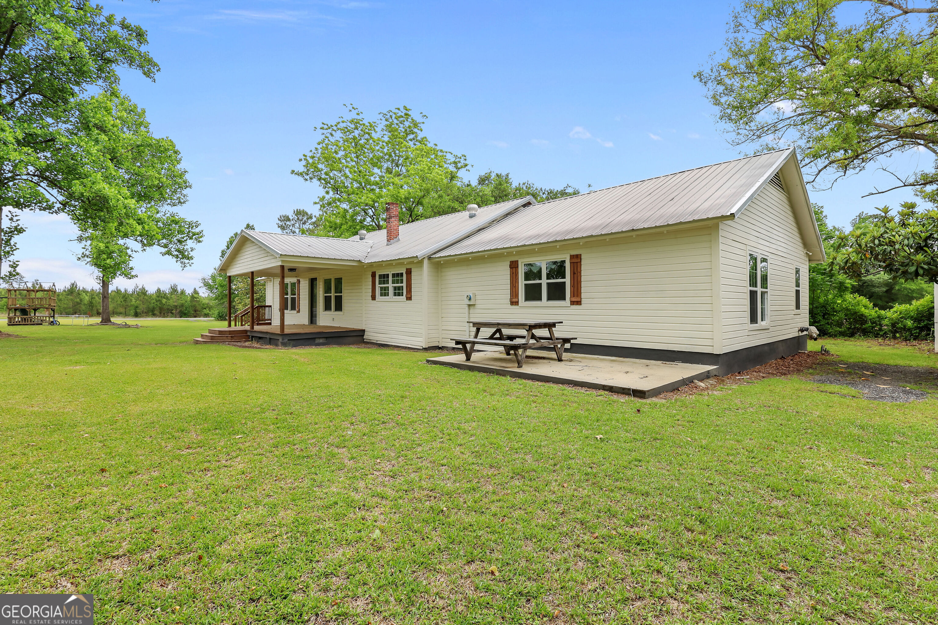 1535 West River Road Baxley, GA 31513 - Photo 4 of 56