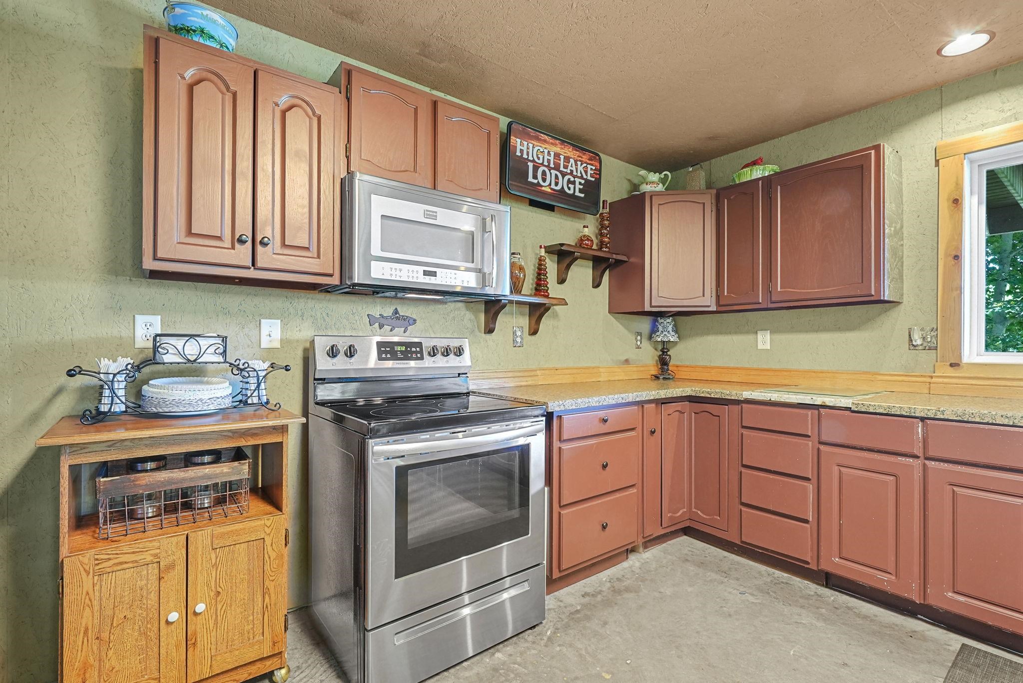 376 Highview Road Traverse City, MI 49696 - Photo 50 of 66