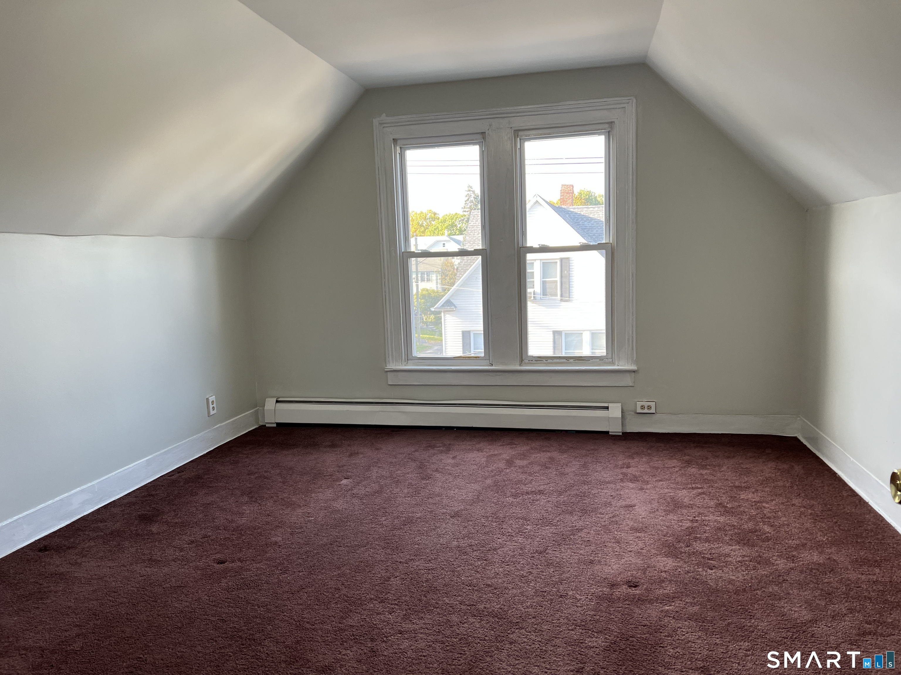 95 Sunnyside Avenue Waterbury, CT 06708 - Photo 16 of 27 3rd floor