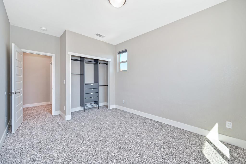 4327 Orpheus Circle Rancho Cordova, CA 95742 - Photo 22 of 39