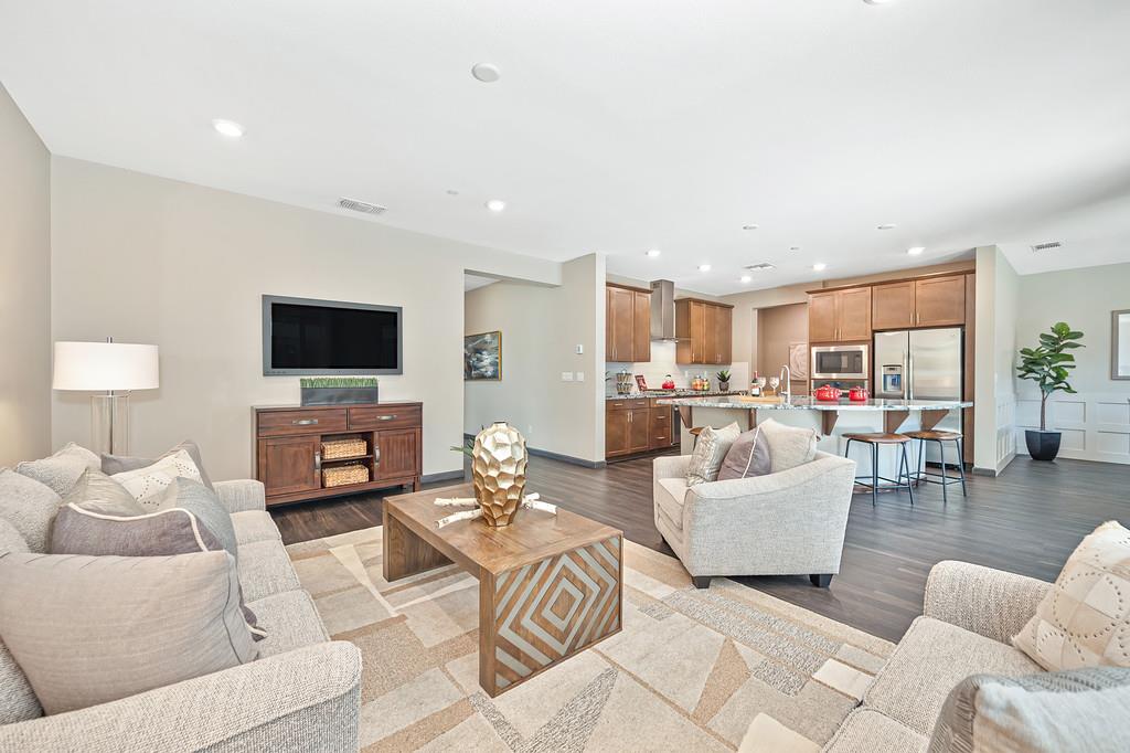 4327 Orpheus Circle Rancho Cordova, CA 95742 - Photo 6 of 39