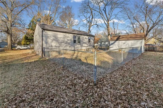 $135,000 | 909 South Maple Street, Ottawa, KS 66067