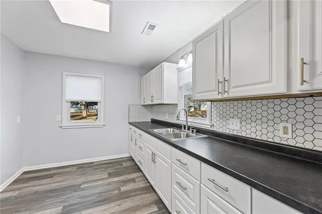 $129,000 | 909 South Maple Street, Ottawa, KS 66067