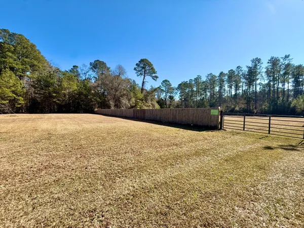 $129,000 | 197 Acorn Road, Walterboro, SC 29488
