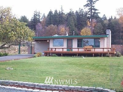 8199 Cultus Bay Road Clinton, WA 98236 - Photo 1 of 1 Gallery Image 1