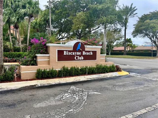 $1,850 | 10441 Southwest 156th Court, Unit 424, Miami, FL 33196