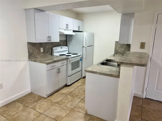 $1,850 | 10441 Southwest 156th Court, Unit 424, Miami, FL 33196