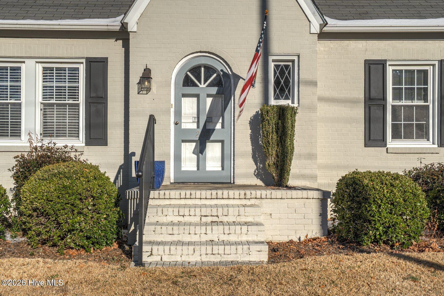 208 Clyde Avenue Northwest Wilson, NC 27893 - Photo 3 of 32 Front Door