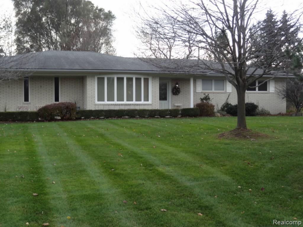 6202 West Road Washington, MI 48094 - Photo 27 of 29 Fall Picture (3)