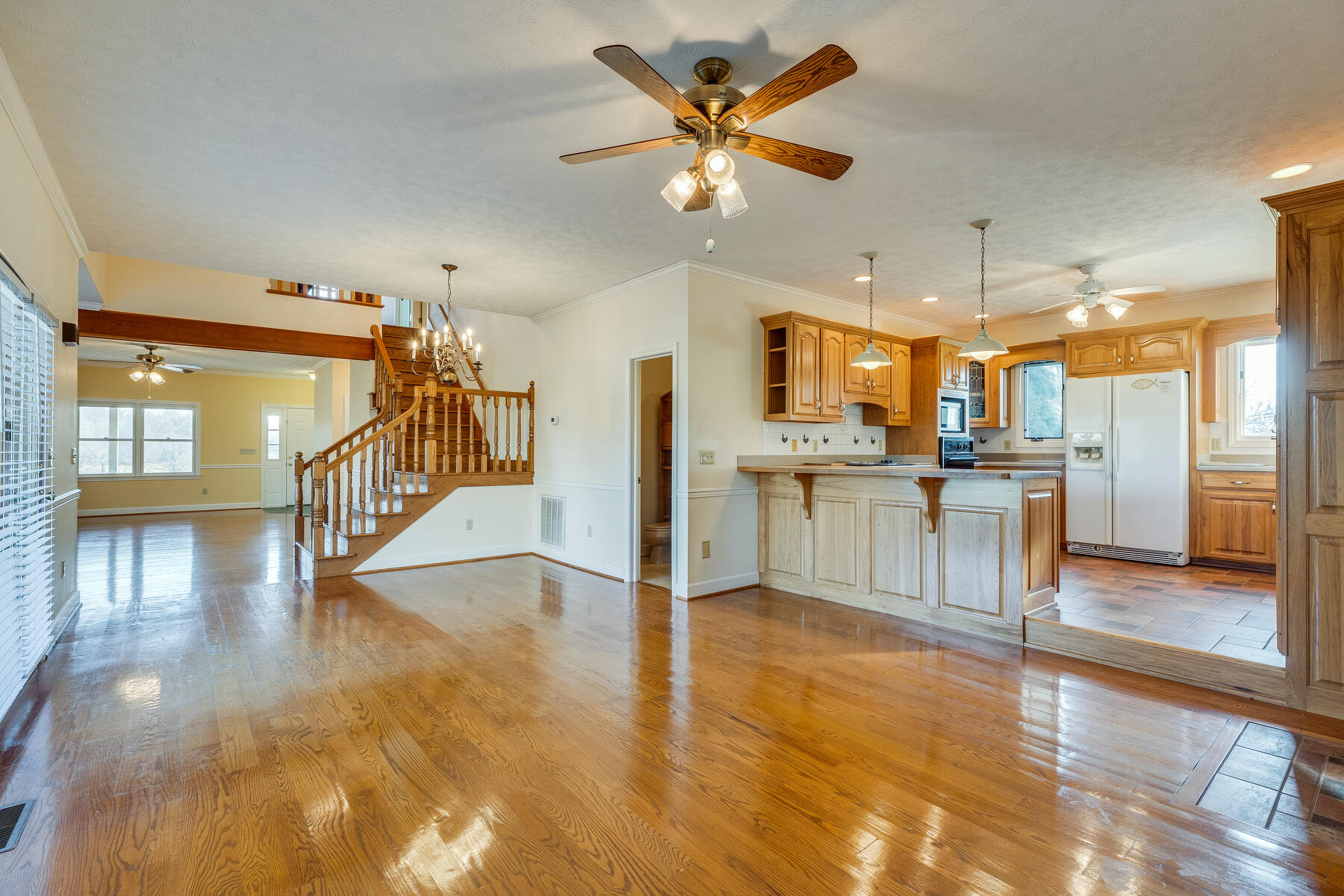 315 Hickman Road Piney Flats, TN 37686 - Photo 16 of 59 016