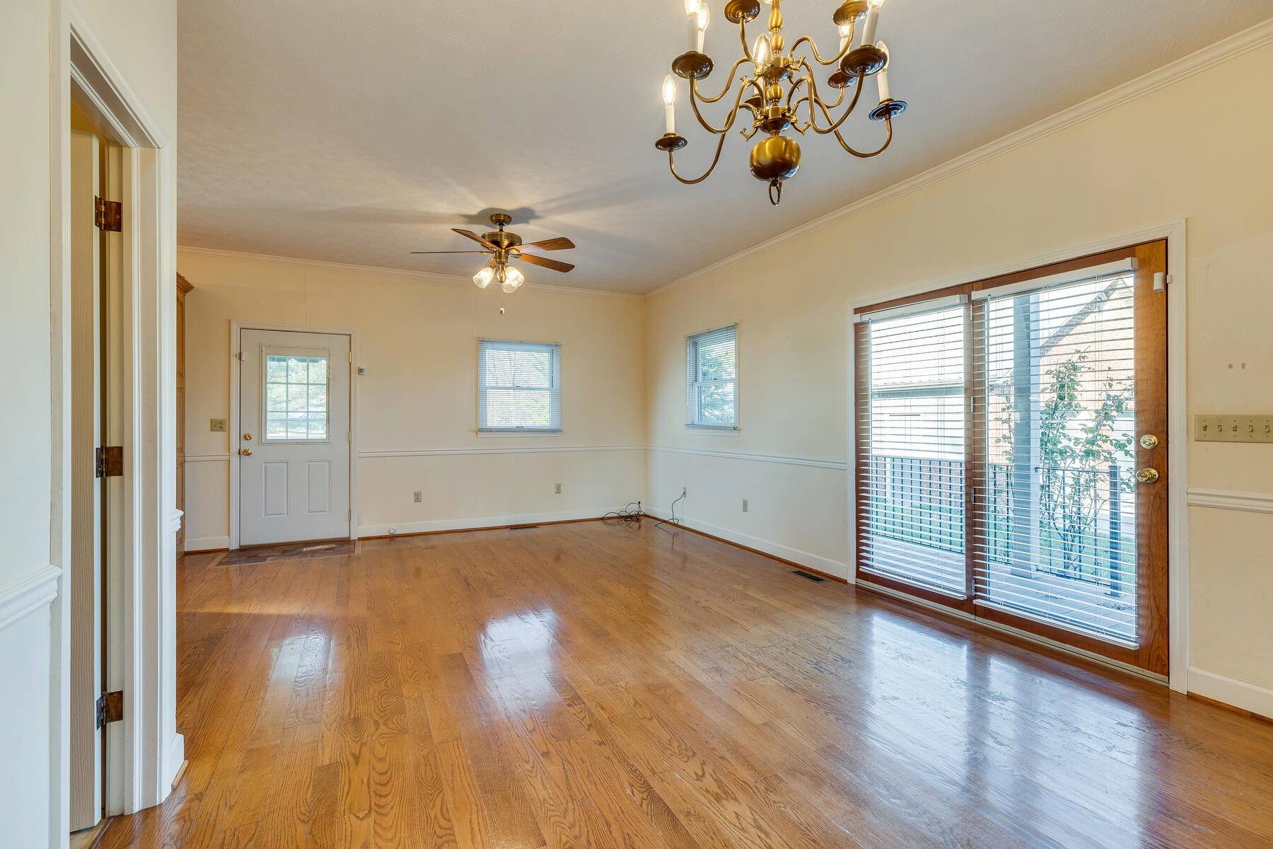 315 Hickman Road Piney Flats, TN 37686 - Photo 18 of 59 018