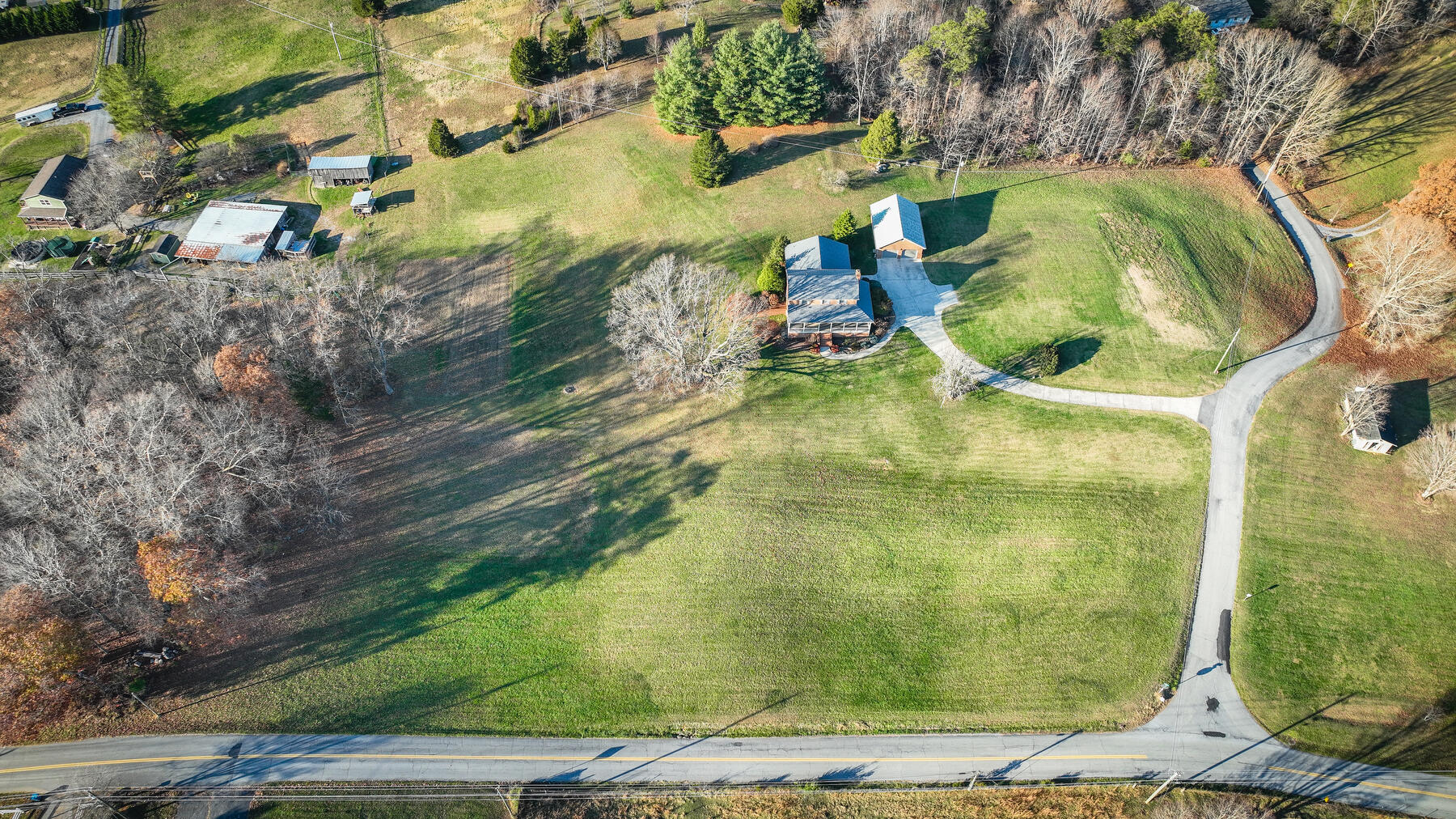 315 Hickman Road Piney Flats, TN 37686 - Photo 56 of 59 101