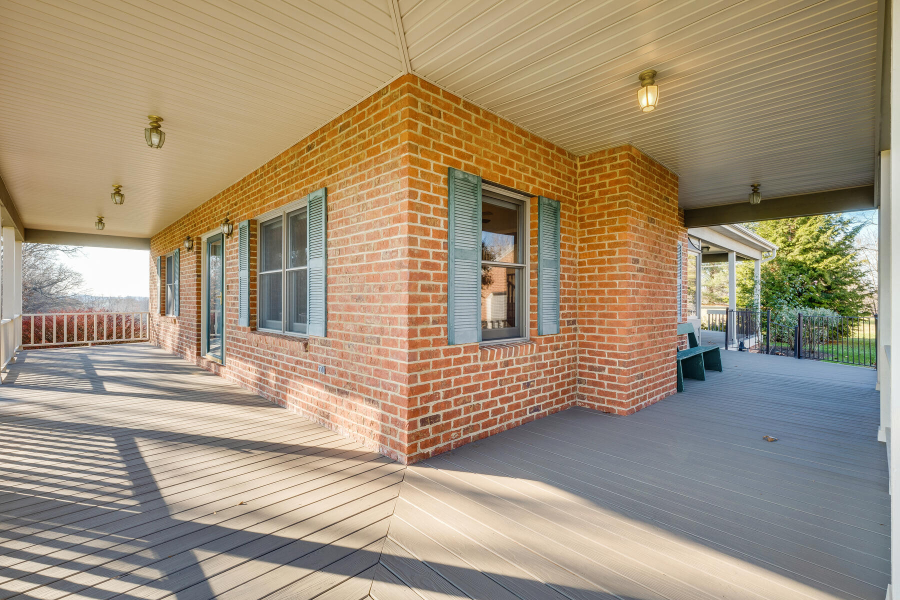 315 Hickman Road Piney Flats, TN 37686 - Photo 6 of 59 006