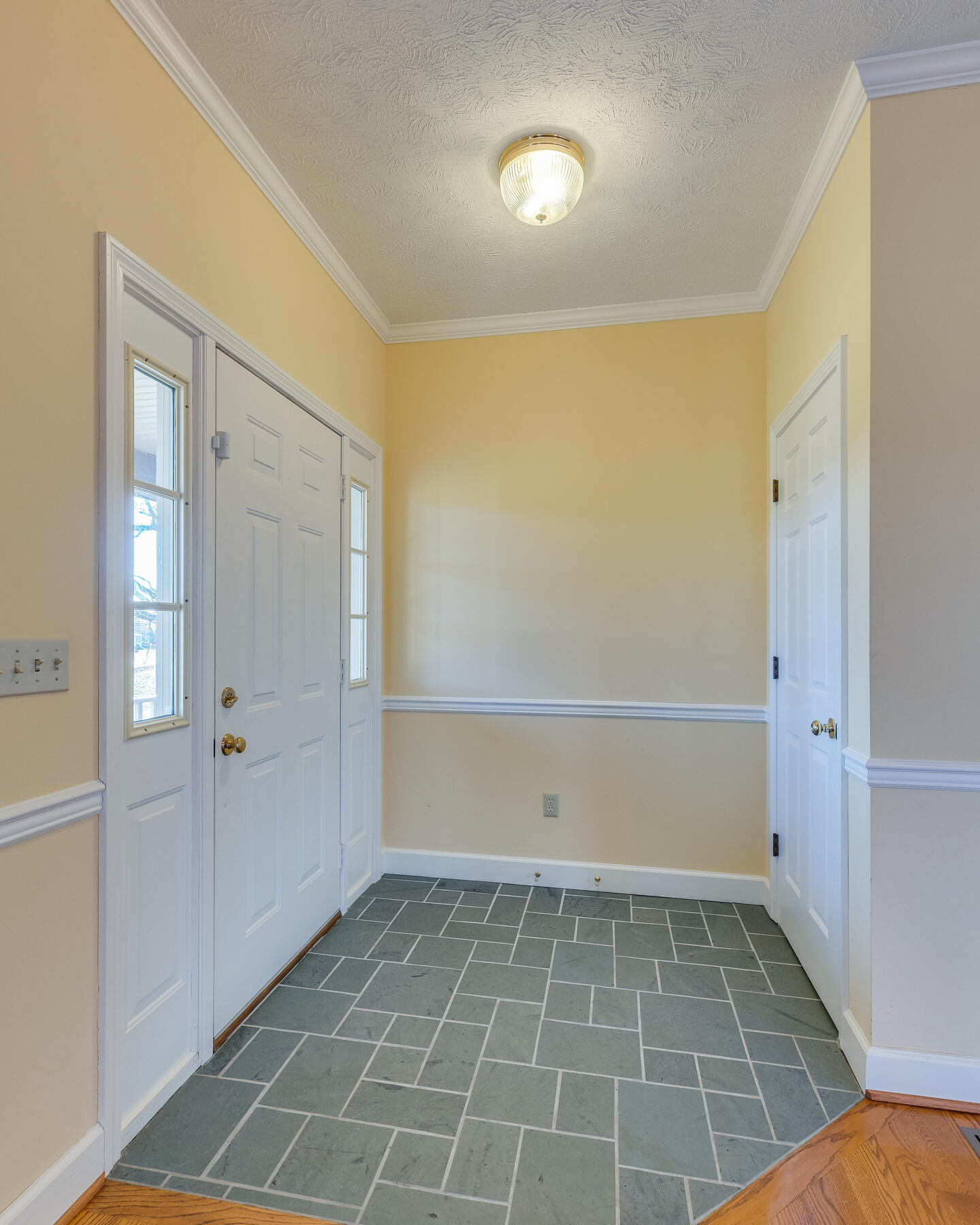 315 Hickman Road Piney Flats, TN 37686 - Photo 9 of 59 009