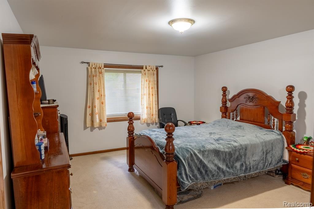 286 Union Drive Rochester Hills, MI 48307 - Photo 22 of 35