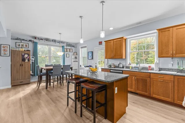 $825,000 | 7 Evergreen Drive, Essex, VT 05452